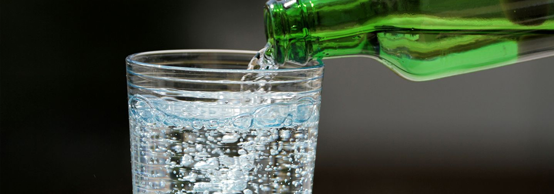 Read more about the article Sparkling Water: A Surprising Cause of Cavities