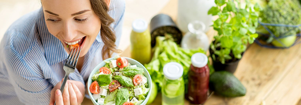 Read more about the article 8 Must Have Foods for Health Teeth