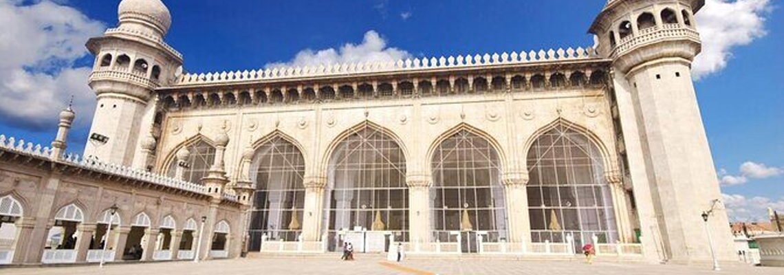 Read more about the article A Smile Makeover Between Hyderabad’s Heritage Walks