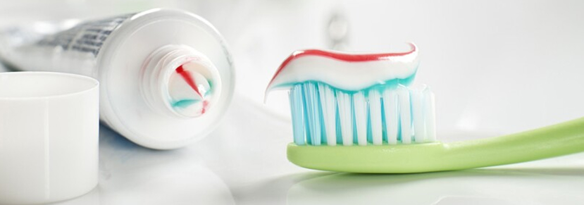 The Toothpaste Illusion: Why All Whitening Toothpastes Aren't Equal